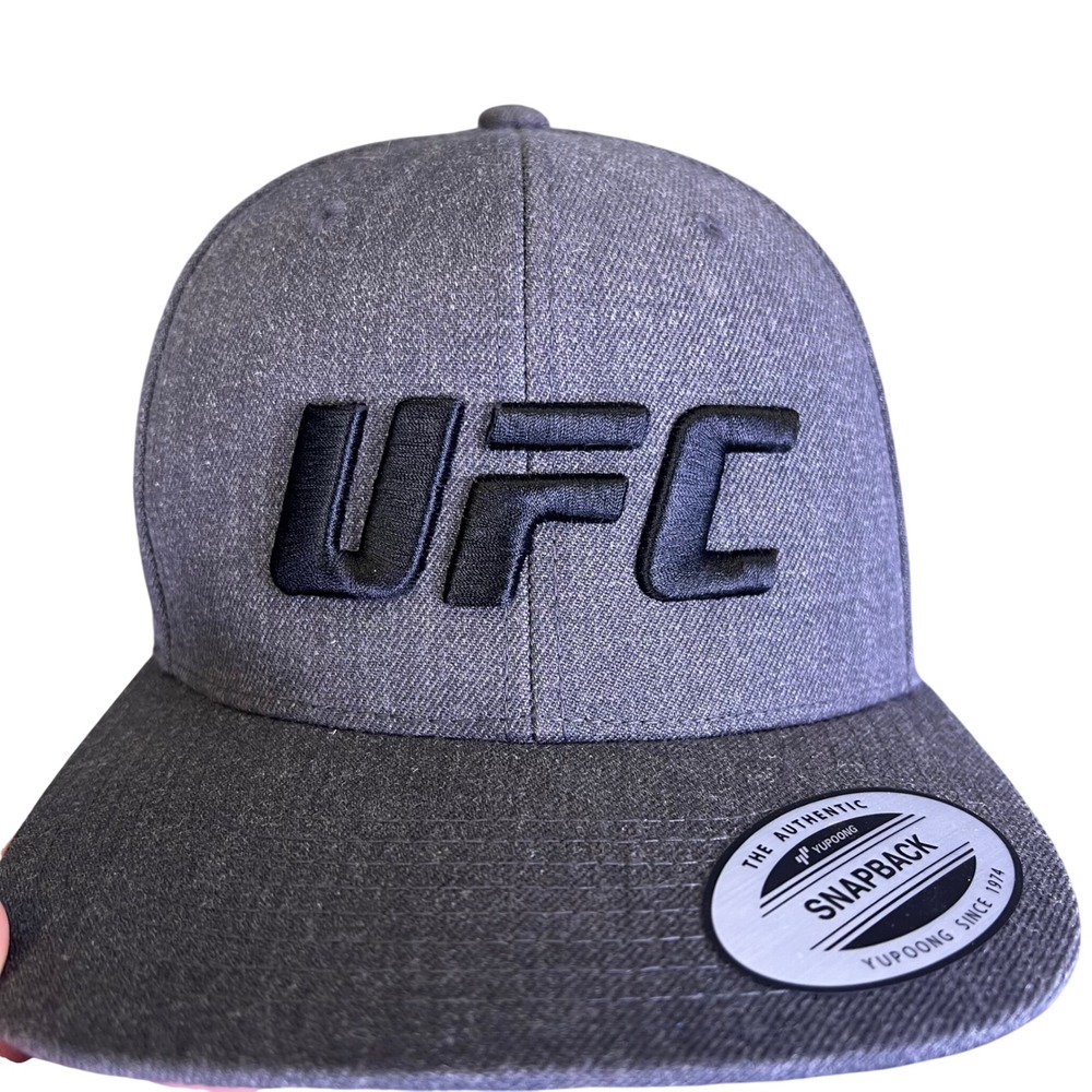 UFC‎ Snapback Hat Gray Black Embroidered Logo Yupoong Classic Adjustable MMA Cap